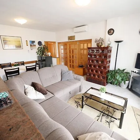 Appartement By The Sea Iz, Iz - 27693
