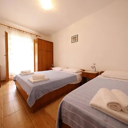 By The Sea Iz, Iz - 27693 Appartement