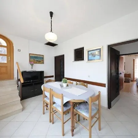 By The Sea Iz, Iz - 27693 Apartment